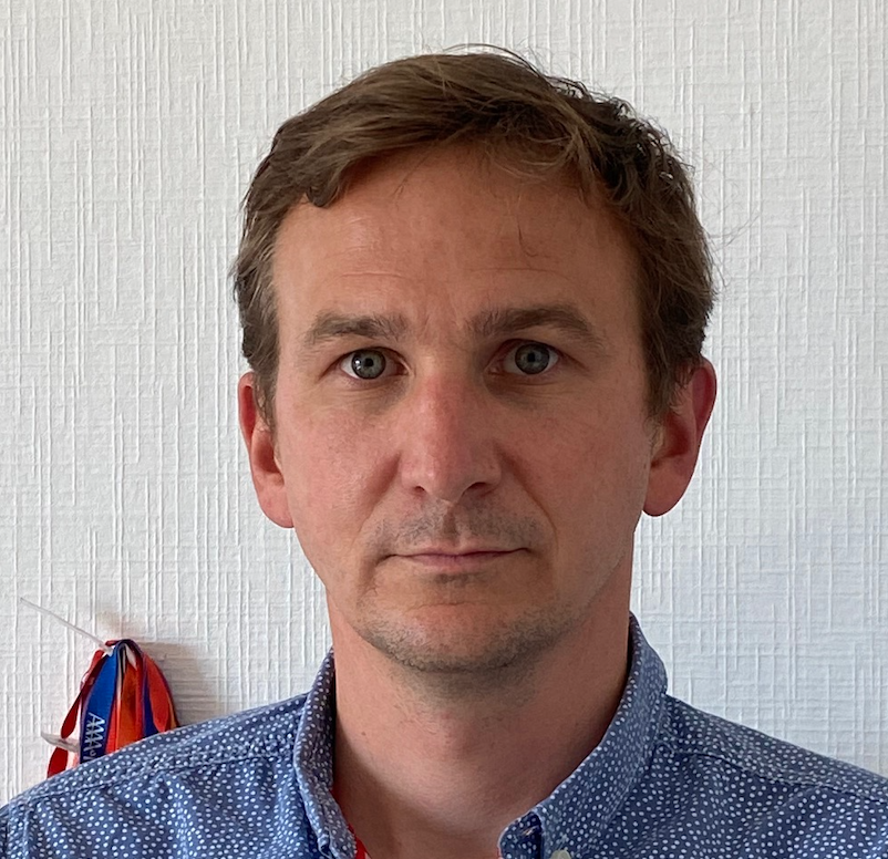 Dr CROS Pierrick